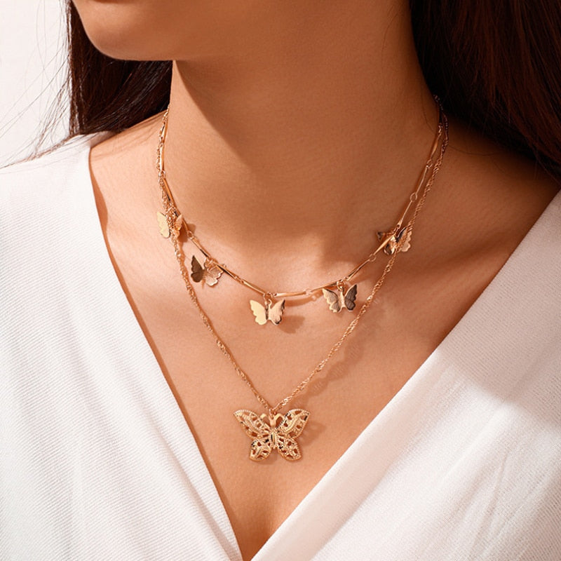 Vintage Multilayer Pendant Butterfly Necklace for Women Butterflies Moon Star Charm Choker Necklaces Boho Fashion Jewelry Gift