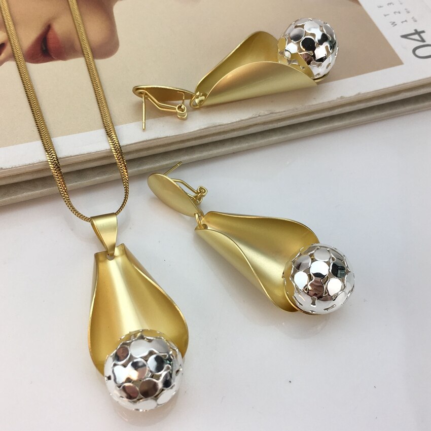 Yuminglai Unique Necklace Pendant with Earrings for Women Everyday Use Jewelry fhk15082