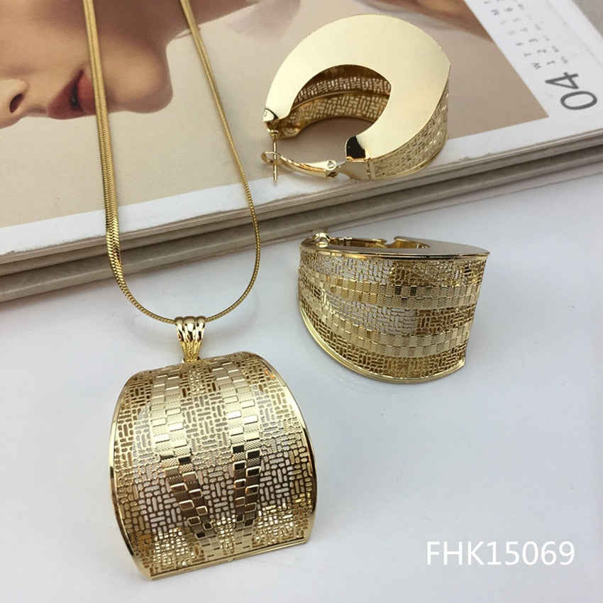 Yuminglai Unique Pendant with Earrings for Women Everyday Use Jewelry fhk14736