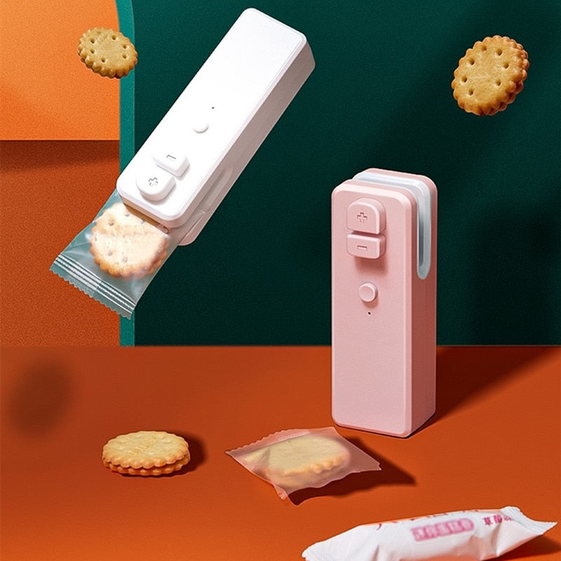 2022 New Upgraded USB Charging Bag Sealing Machine Portable Magnetic Suction Food Snack Plastic Bag Sealer Quickly Seal Open Bag