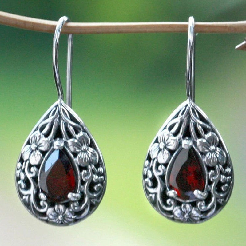 Boho Dangle Earrings for Women Vintage Selenite Turquoise Drop Earrings Ethnic Retro Pendant Ear Hook Beach Party Jewelry Gift