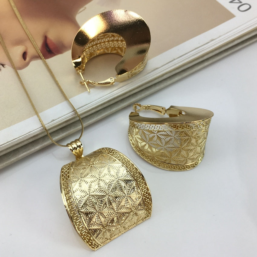 Yuminglai Unique Pendant with Earrings for Women Everyday Use Jewelry fhk14736
