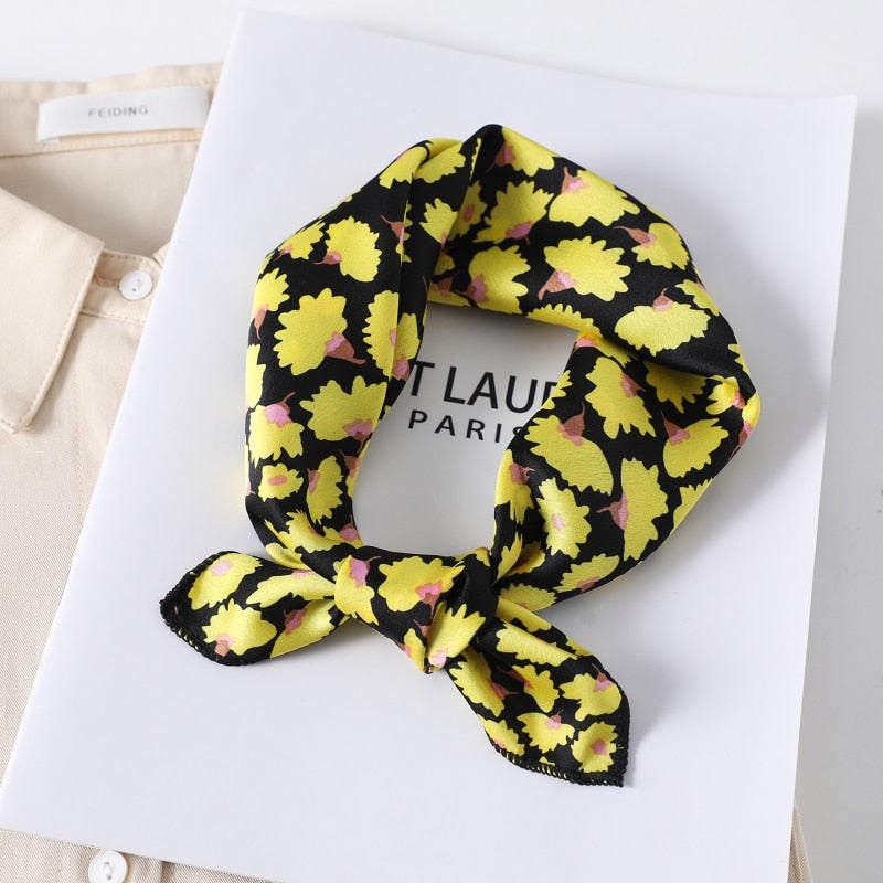 2022 Square Silk Scarf Women Fashion Print Small Neck Scarfs Office Lady Hair Band Foulard Hand Kerchief Female Bandana Shawl