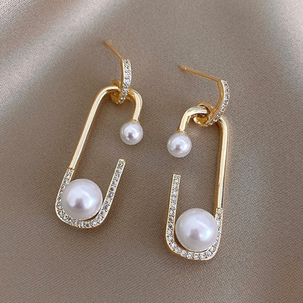 New Trendy Moon Dangle Earrings For Women Temperament Pearl Cherry Cat Rhinestone Pendant Earring Girl Party Jewelry Gift