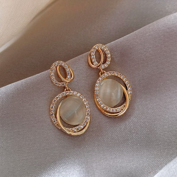 New Trendy Moon Dangle Earrings For Women Temperament Pearl Cherry Cat Rhinestone Pendant Earring Girl Party Jewelry Gift