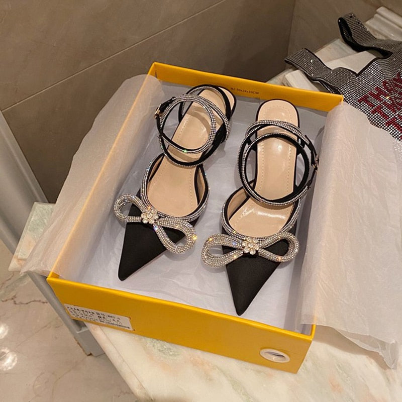 Aneikeh Spring/Autumn 2023 Women&#39;s Shoes Fashion Butterfly-Knot Narrow Band Bling Patchwork Cross-Tied Crystal Pointed Toe Pumps