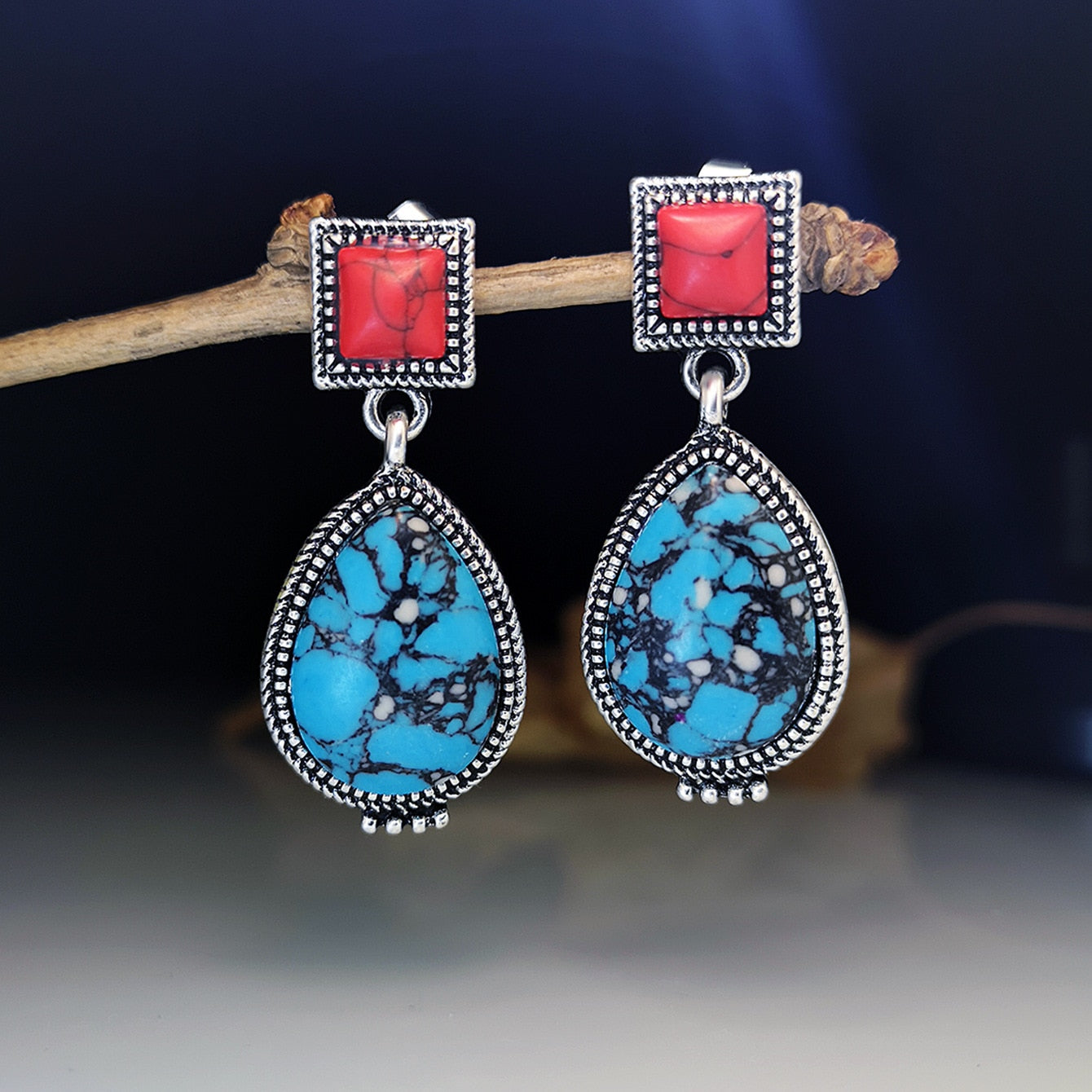 Vintage Ethnic Flower Drop Hanging Earring for Women Tredn Fashion Lovely Ear Pendant Dangle Earrings Jewelry Accessories