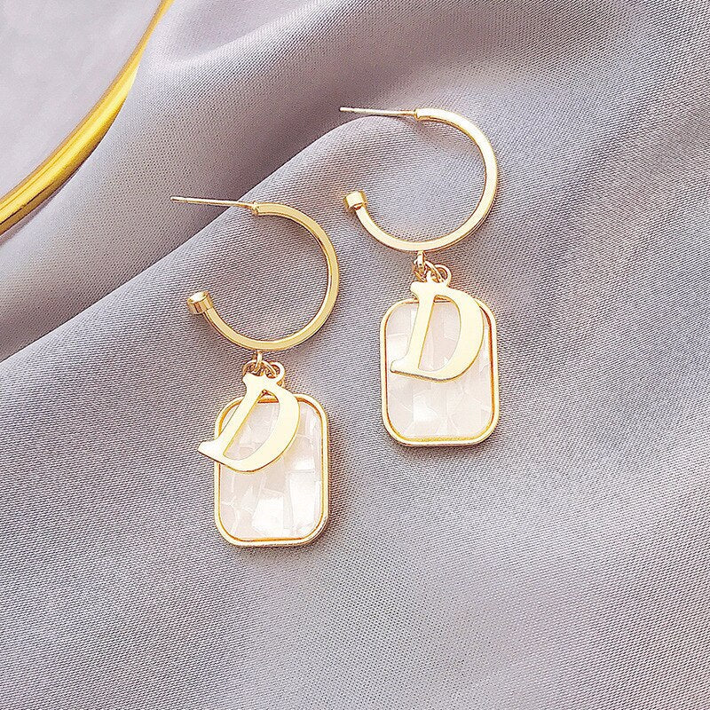 Light Luxury Pretty Letter D Pendant Earrings Noble Exquisite Artificial Pearl Ear Studs Female Fashion Gorgeous Jewelry