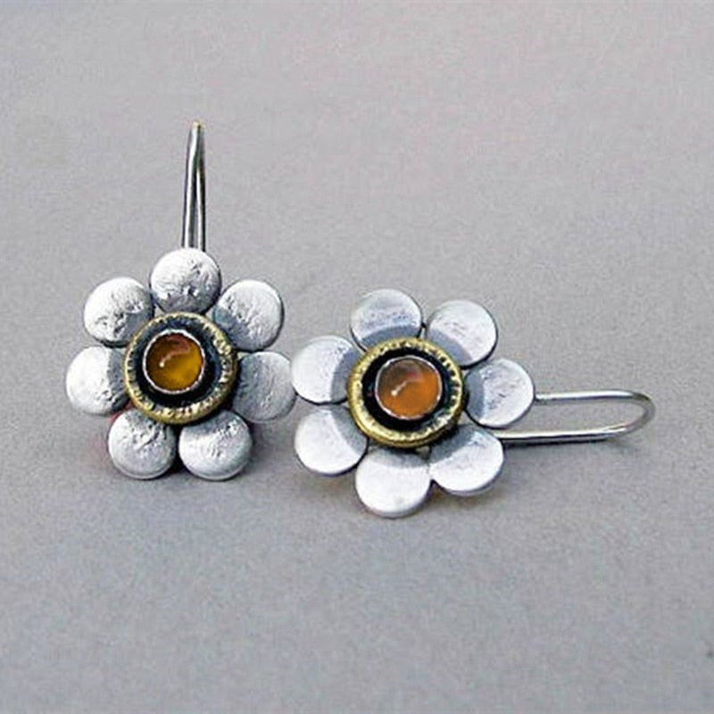 Vintage Ethnic Flower Drop Hanging Earring for Women Tredn Fashion Lovely Ear Pendant Dangle Earrings Jewelry Accessories