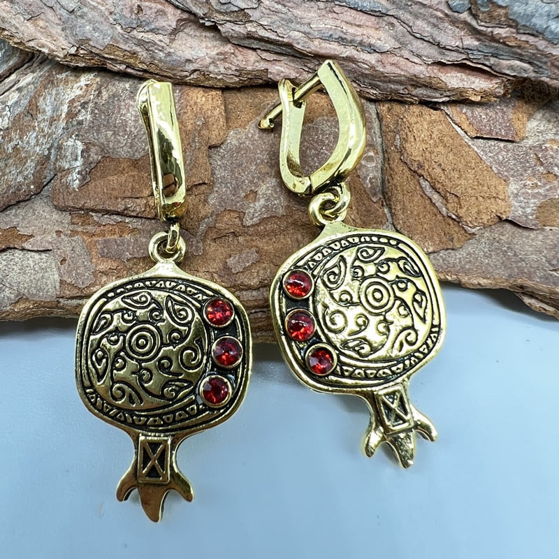 Vintage Ethnic Flower Drop Hanging Earring for Women Tredn Fashion Lovely Ear Pendant Dangle Earrings Jewelry Accessories