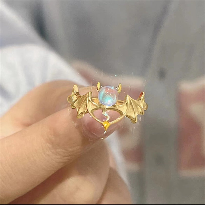 Romantic Angel and Demon Wings Couple Rings For Women Goth Fashion Moonstone Adjustable Opening Finger Men&#39;s Ring Party Jewelry