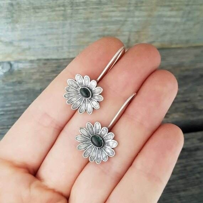Vintage Ethnic Flower Drop Hanging Earring for Women Tredn Fashion Lovely Ear Pendant Dangle Earrings Jewelry Accessories